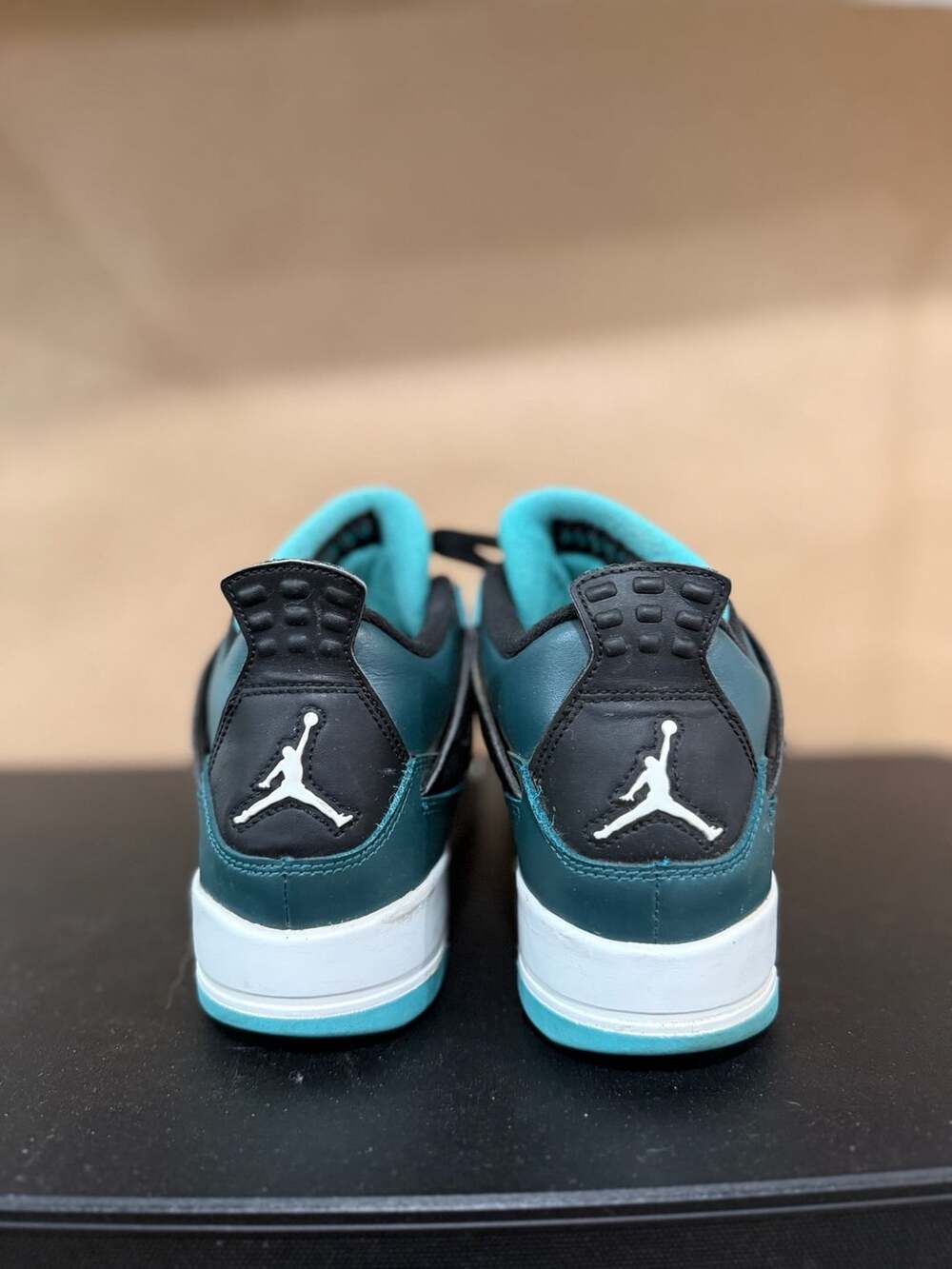 Nike Air Jordan 4 Retro GS Teal - Picture 3 of 5
